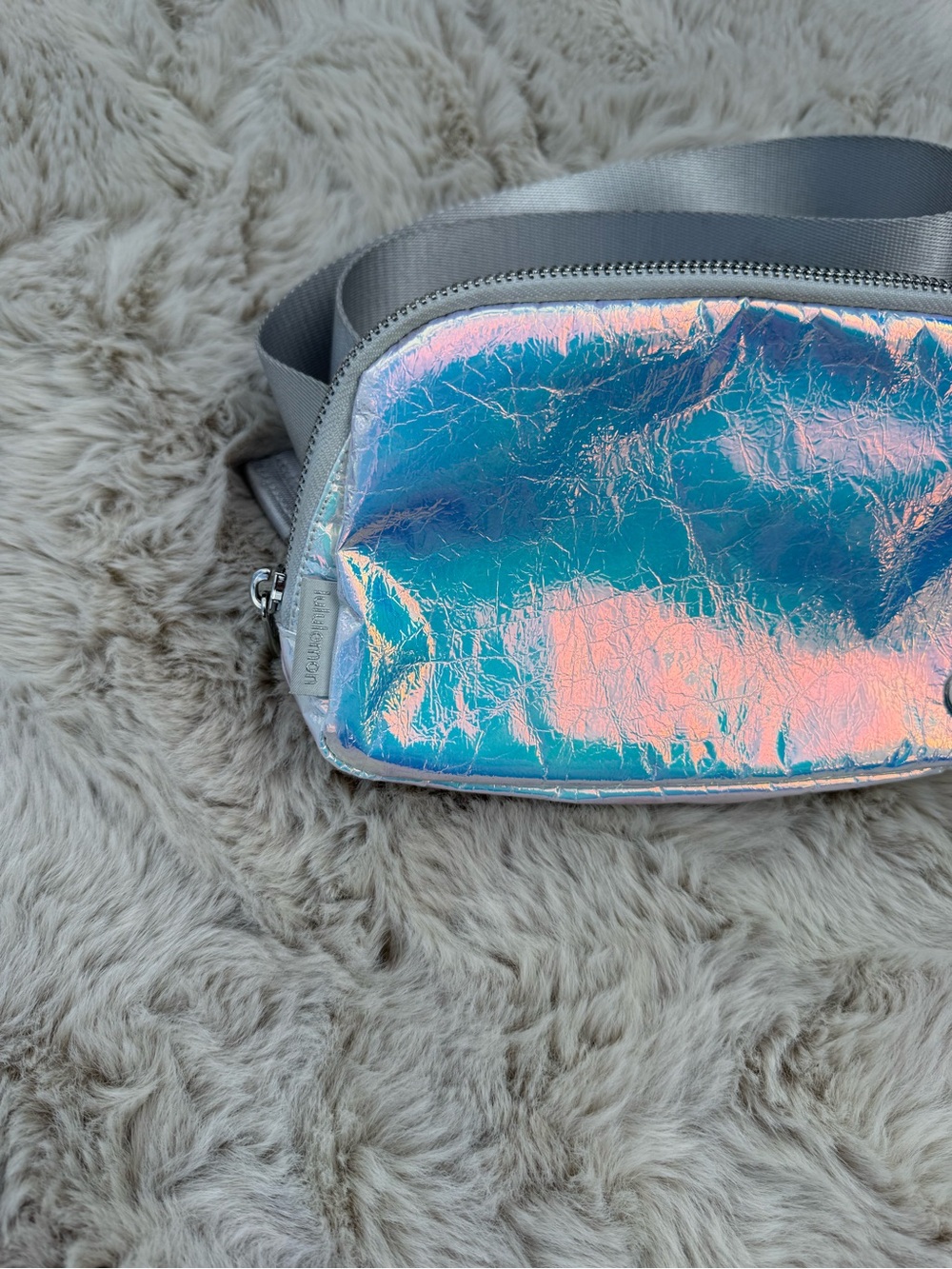 Lululemon Iridescent Holographic Belt Bag - Picture 4 of 8